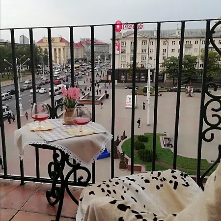 Апартаменты белый кролик *